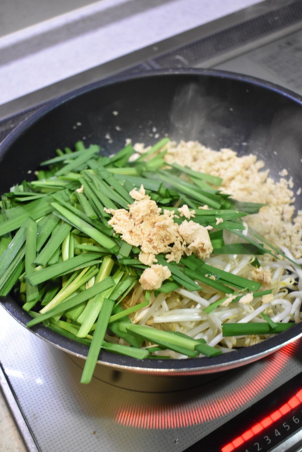 ニラと鶏ひき肉の中華炒め (4)