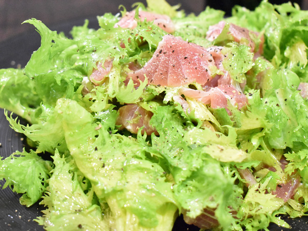 わさび菜とマグロのサラダ (1)