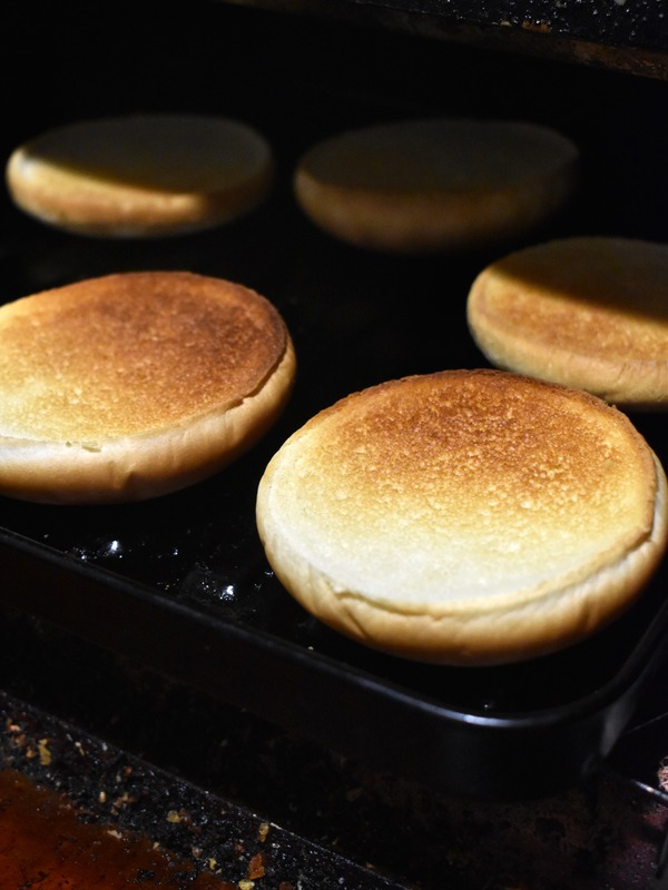 はみ出るフィッシュバガー (8)