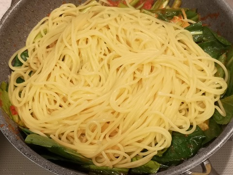 小松菜のトマトパスタ (8)