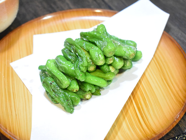 しし唐の素揚げ (2)