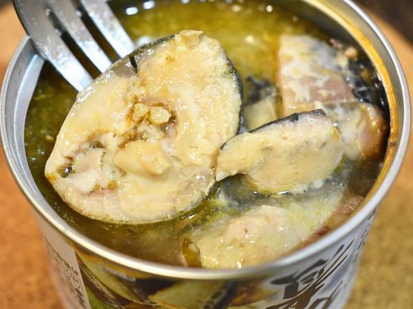 鯖缶の白ワイン焼き (1)