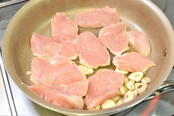 鶏むね肉のにんにく炒め (4)