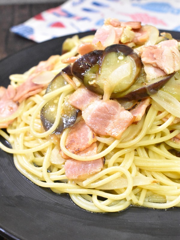 ベーコンと茄子のオイルパスタ (2)