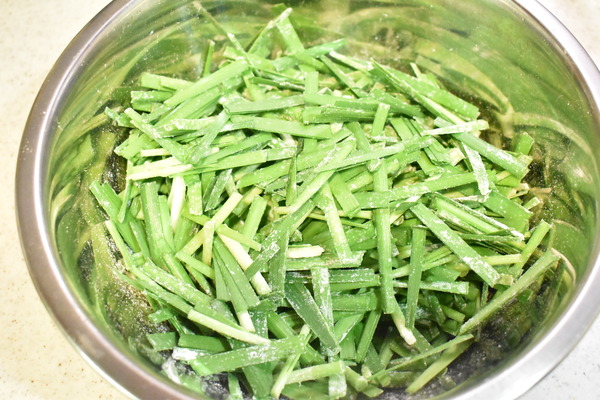 ニラのかき揚げ (3)