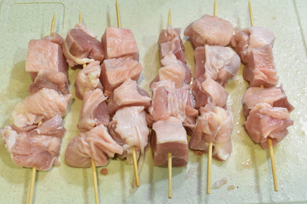 焼肉のたれで焼き鳥 (5)