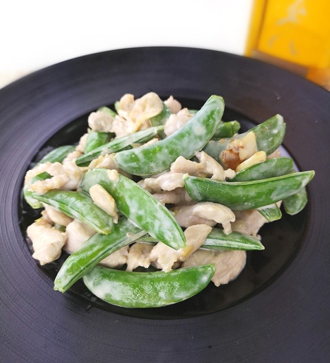 スナップえんどうと鶏肉のマヨネーズ炒め (1)