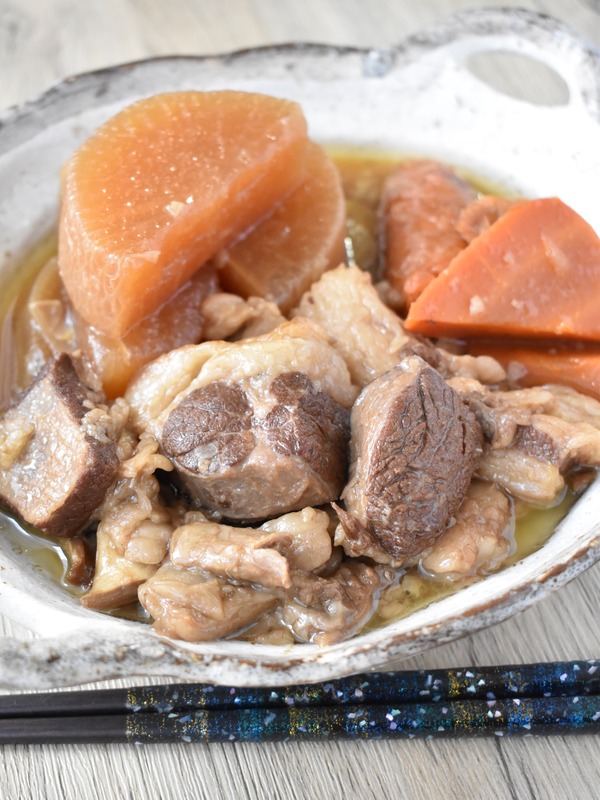 牛すじと大根の煮物 (1)