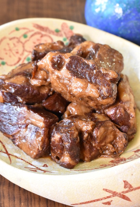 豚軟骨の黒糖煮 (1)