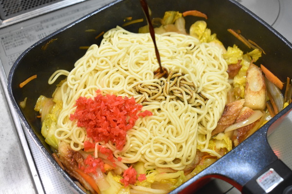 白菜たっぷり焼きそば (6)