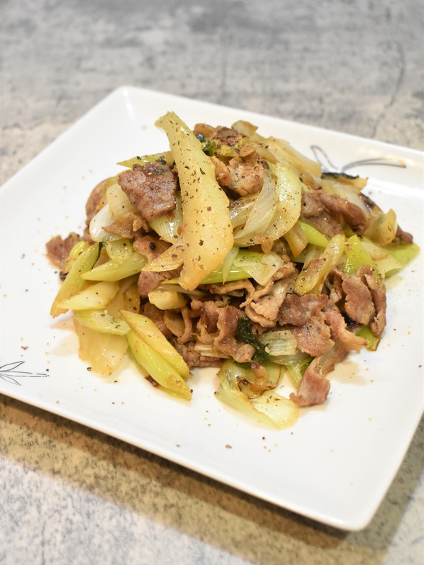 豚肉の香味野菜炒め (2)