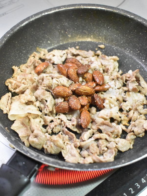 豚肉のアーモンド炒め (5)