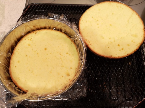 イチゴのムースケーキ (5)