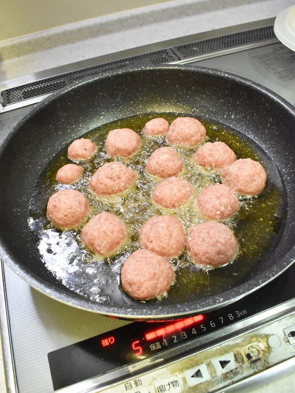 揚げハンバーグのさっぱり和え (4)