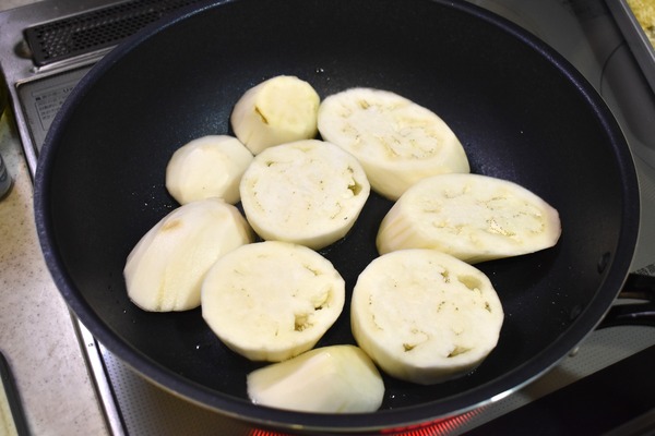 白なすのガリバタ炒め (5)