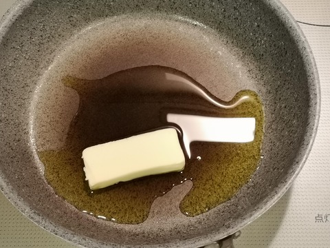 ズッキーニの塩バター炒め (3)