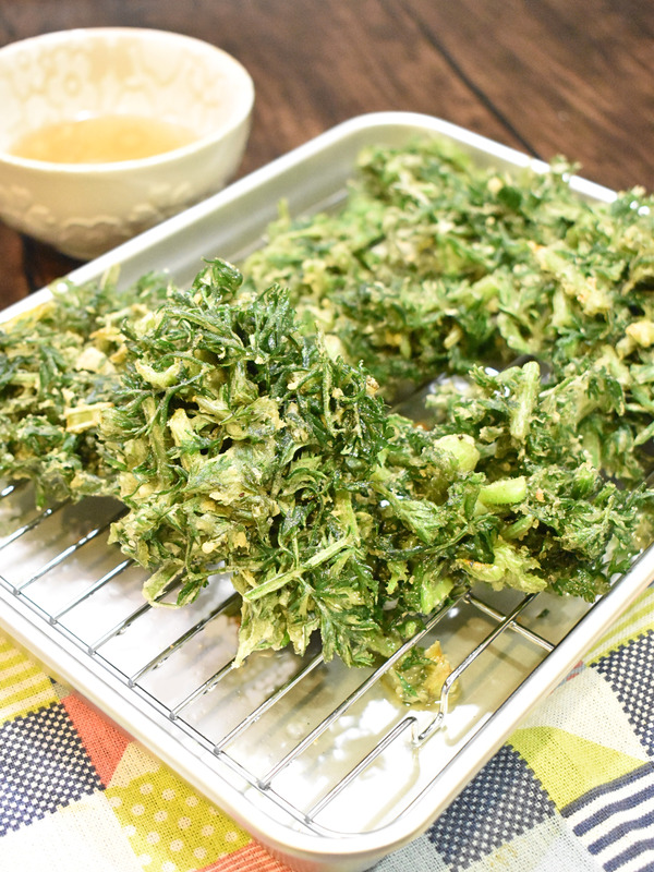 人参の葉の天ぷら (2)