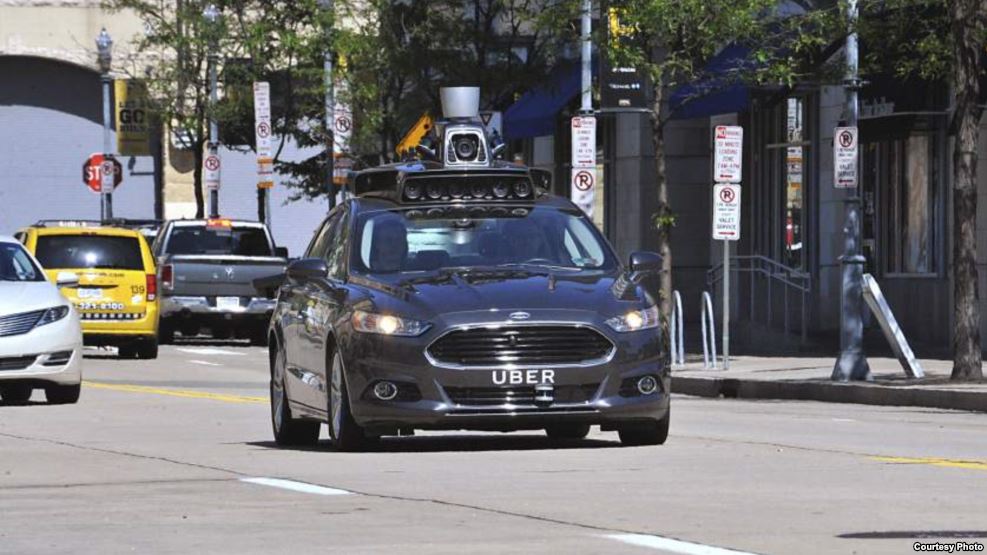 VOA 20160824 ウーバーが乗客を自動運転車で輸送、ピッツバーグ : BBC 