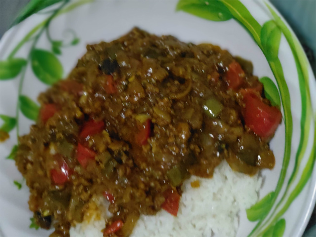 旧正月休暇も残りわずか 冷蔵庫に残った食材を片付けちゃいますか ドライカレーはカレー炒飯なのか キーマカレー風なのか それはさておき一晩置いたカレーは ゚d゚ ウマーの巻 よく死によく落ちよく迷う 旧正月休暇も残りわずか 冷蔵庫に残った食材を片付けちゃいますか ドライカレーはカレー炒飯なのか キーマカレー風なのか それはさておき一晩置いたカレーは ゚d゚ ウマーの巻 よく死によく落ちよく迷う
