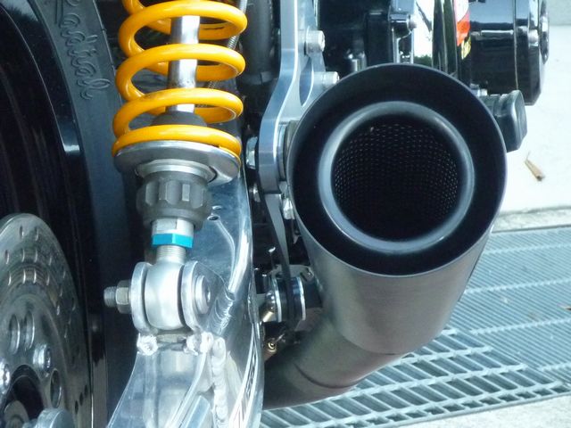 従来型と新型メガホンマフラーの比較 : BL FACTORYのブログ