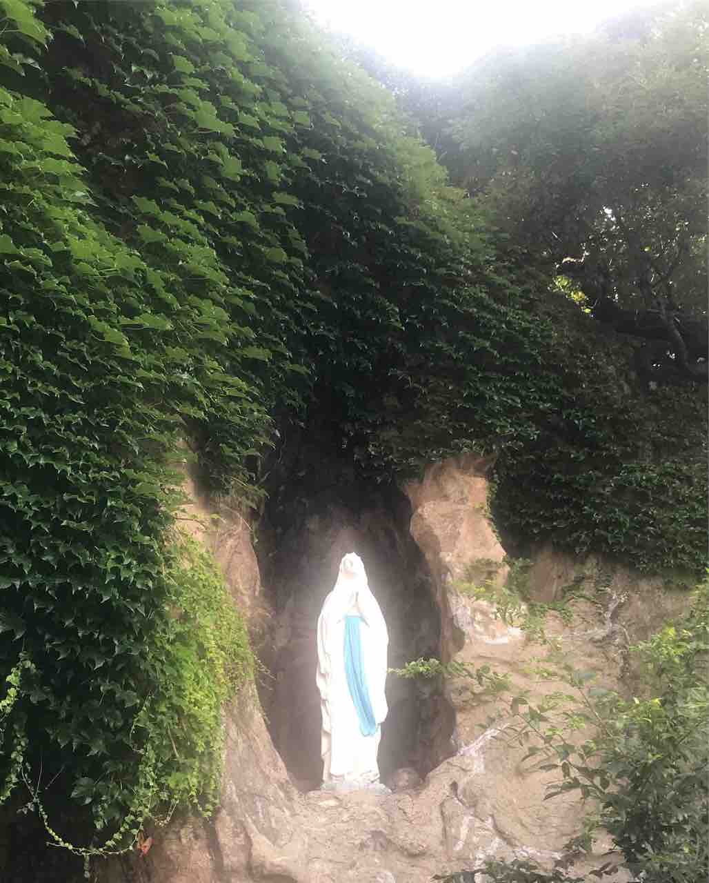 巡礼の旅 279 神々しい光を放つルルドのマリア像 Bliss Life By Dr Rika