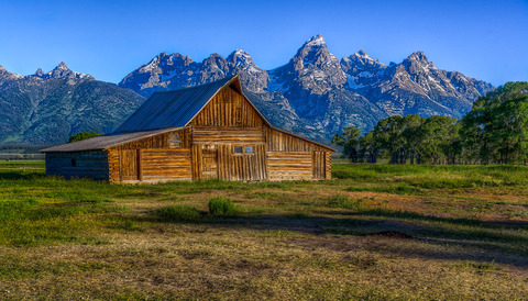 Moulton Barn