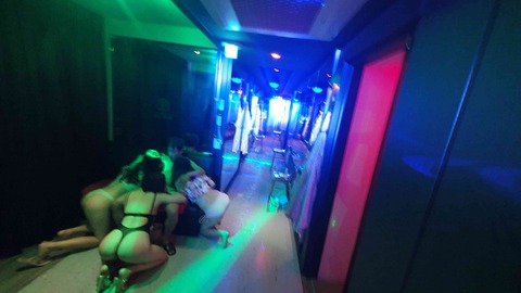 プレイフロア③