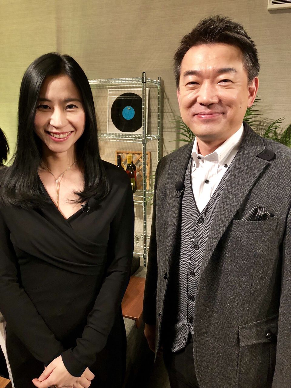 美人 三浦瑠麗 胸空き服でセクシーアピール 権威ある男と会う時は貧乳おっぱい 推定aカップ 見せる 太もも美脚も大胆露出 画像 5chグラビア画像まとめ 美人 三浦瑠麗 胸空き服でセクシーアピール 権威ある男と会う時は貧乳おっぱい 推定aカップ 見せる 太もも美脚も大胆露出 画像 5chグラビア画像まとめ