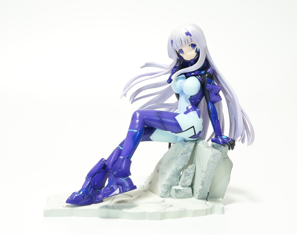 イーニァ・シェスチナ 衛士強化装備 1/7 スケール フィギュア Amazon