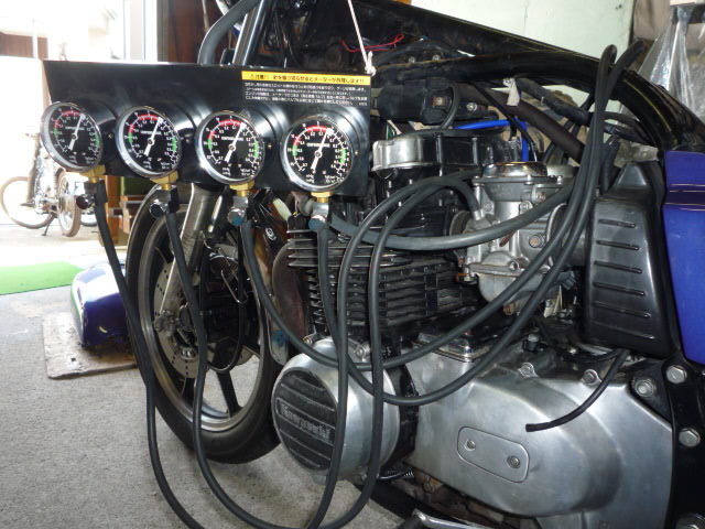 カワサキ Z750FX-Ⅱ (前後タイヤ交換とキャブレター調整 カワサキ Z750FX-Ⅱ (前後タイヤ交換とキャブレター調整