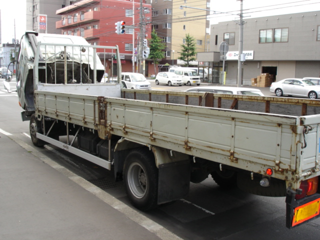 トラック