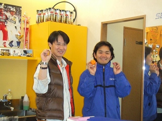 8