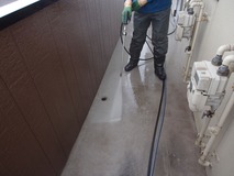 高圧水洗浄作業