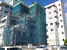 �裳����������