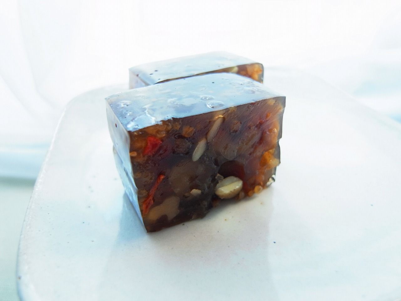 季節限定 果実や木の実の道明寺羹 Higashiya 和菓子 季節限定 果実や木の実の道明寺羹 Higashiya 和菓子