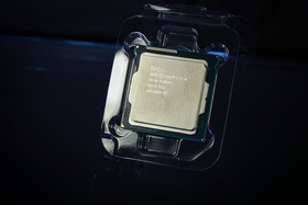 爆速Core i7/驚異のメモリ16GB/新品512GB Windows11+