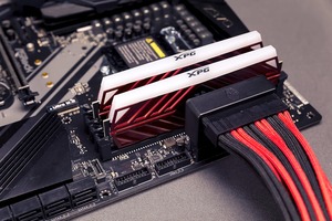 CPUにさす24ピンが抜く時硬くて嫌なんだけど良い方法ないかな