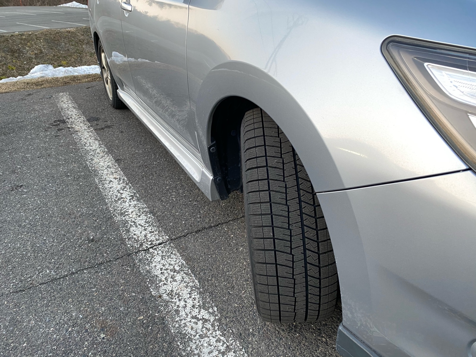 レビュー 凍結路に強く 摩耗しにくいスタッドレスタイヤ Dunlop Wintermaxx 03 碧き流星 2nd デジタル家電レビューブログ