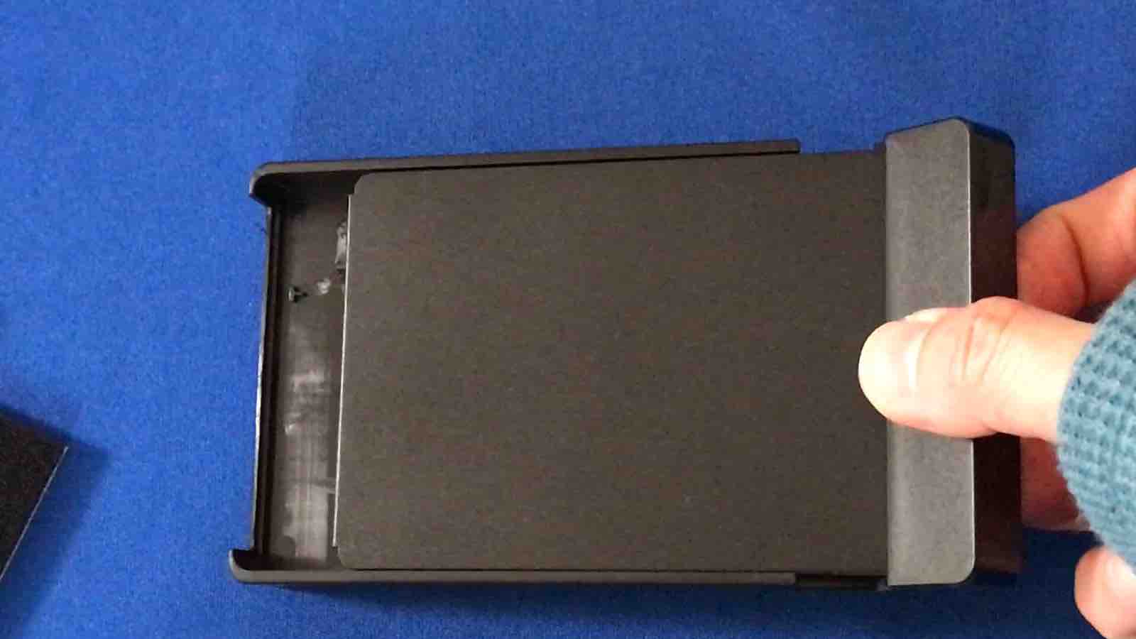 レビュー】内蔵SSDを外付SSDに：Salcar 2.5インチ SATA ケース : 碧き