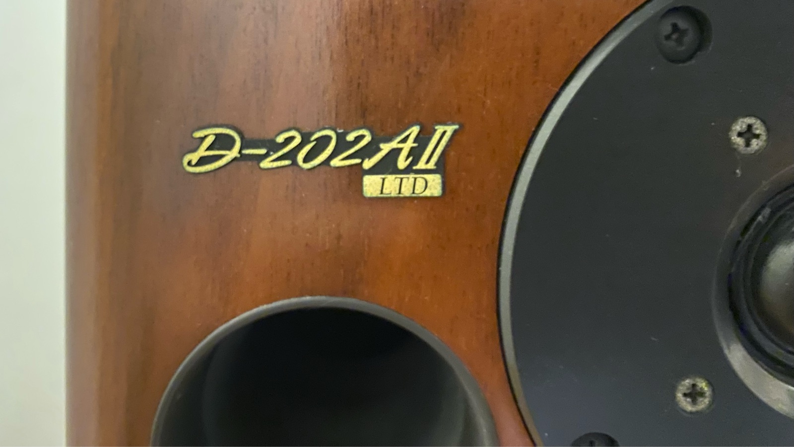 レビュー】REGZAの音を古いコンポとサブウーファーで