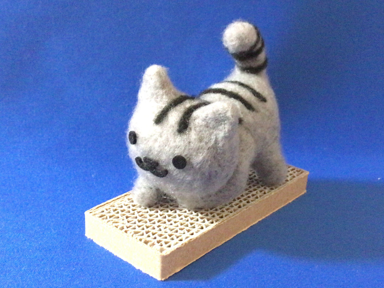 作ってみた】さばとらさん:ニードルフェルトでねこあつめ 第2号