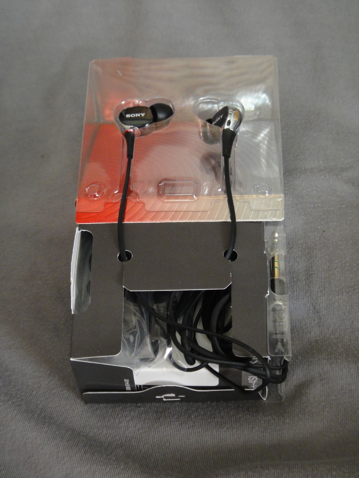 c6912561.jpg