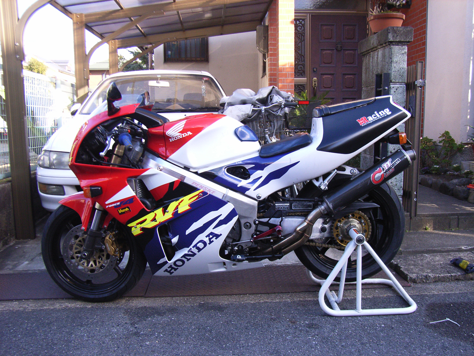 Rvfのカスタム Nc35乗りの過ごし方