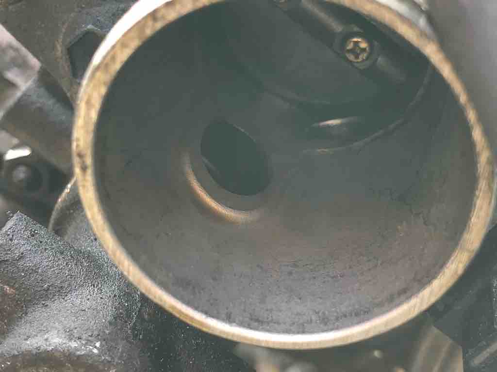 ジムニー Ja11 スロットル掃除 さーて どこか行こうかぁ ジムニー Ja11 スロットル掃除 さーて どこか行こうかぁ
