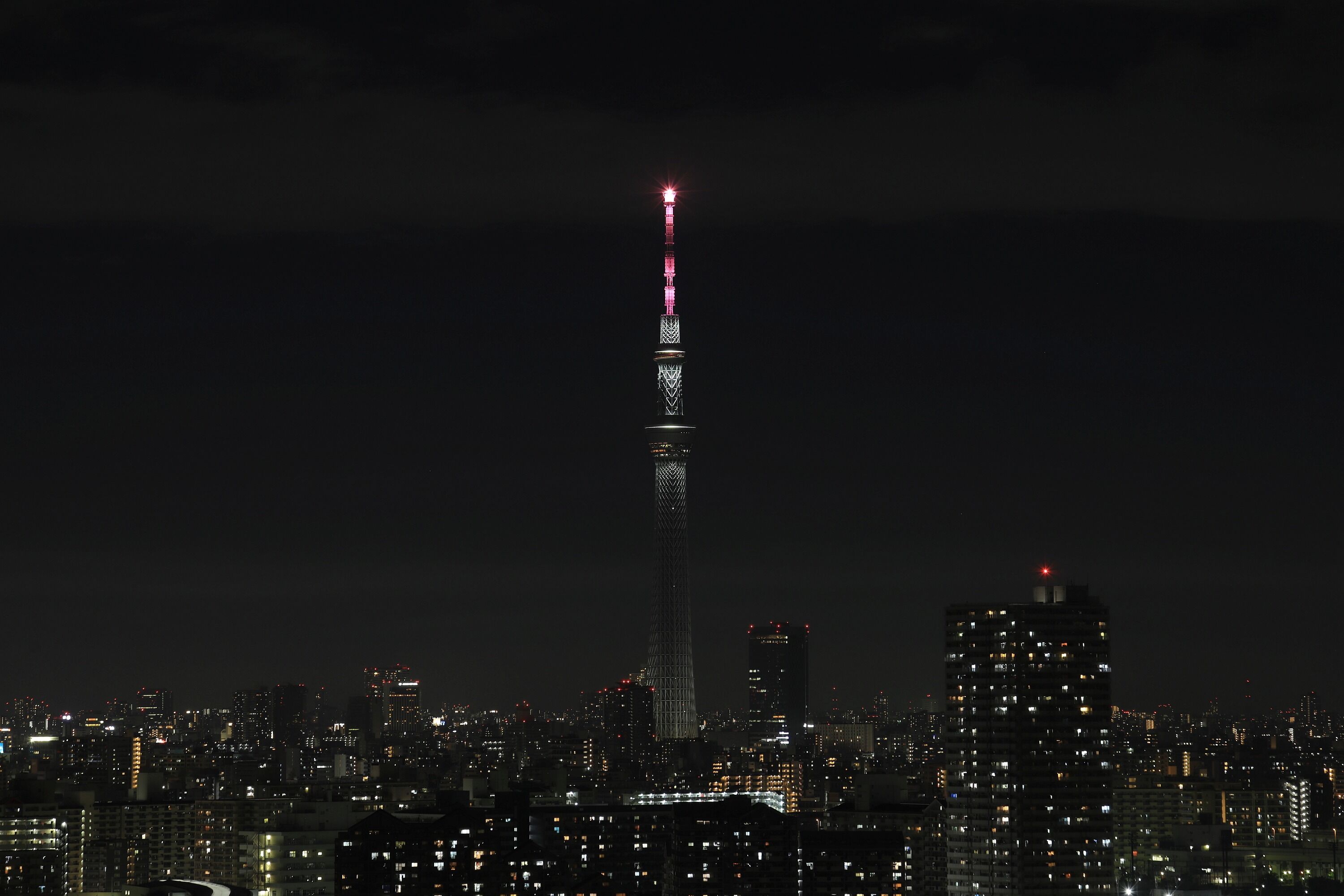 色が変わる東京スカイツリーの試験点灯 年10月12日 東京スカイツリー定点観測所 色が変わる東京スカイツリーの試験点灯 年10月12日 東京スカイツリー定点観測所