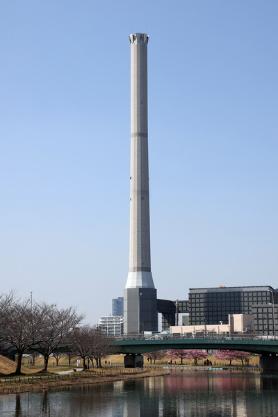 墨田清掃工場の煙突