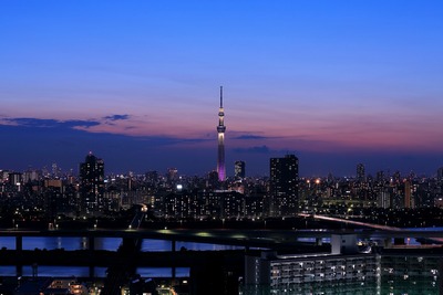 東京スカイツリーと夕焼け