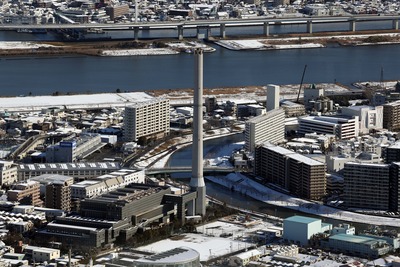 雪化粧した墨田清掃工場周辺