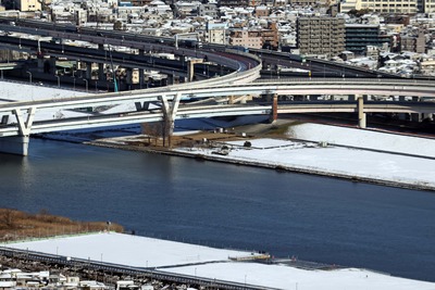 雪化粧した堀切ジャンクション周辺