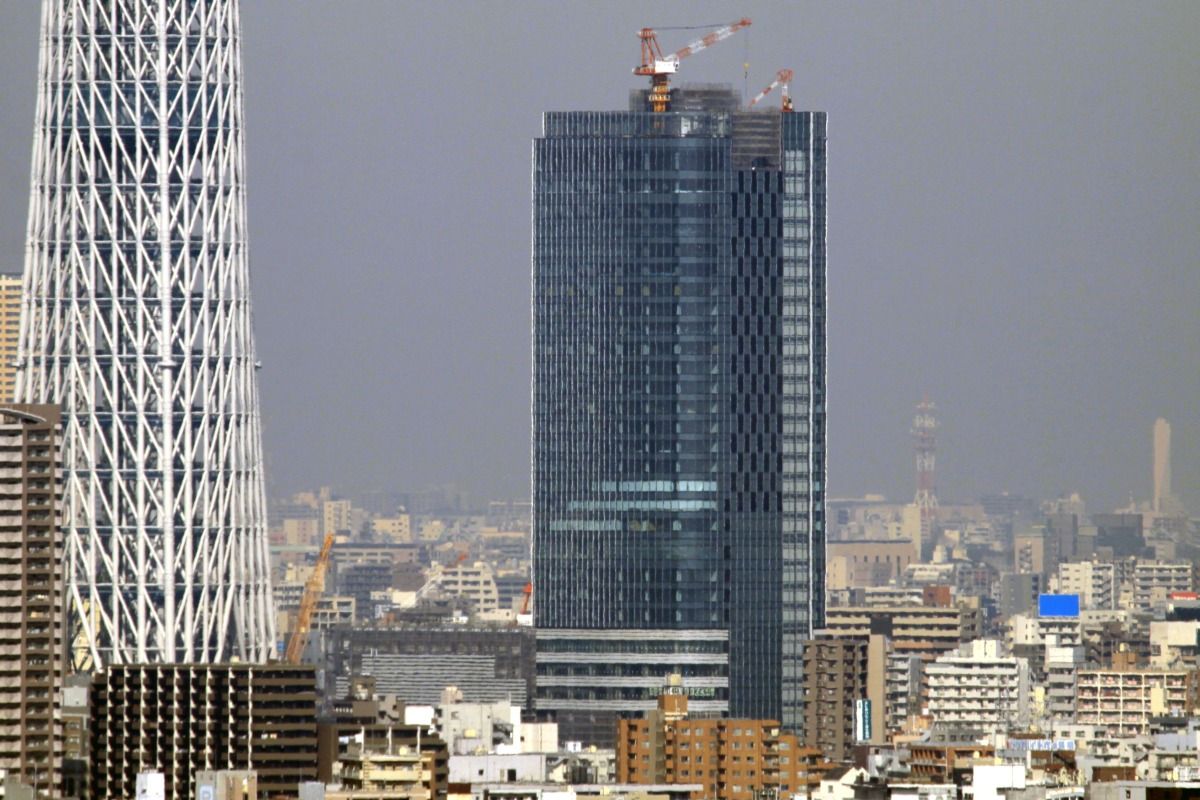 11年3月19日の東京スカイツリー 自宅から 世界一の高さ634mの電波塔になりました 東京スカイツリー定点観測所